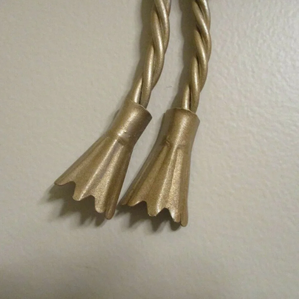 Home Interiors Gold Wall Decor Display Shelves